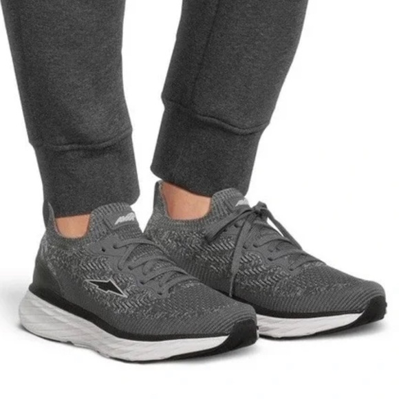 Avia Other - Men’s Avia Slip On w Laces Knit Athletic Sneakers, Gray w Black & White, Sz 11.5